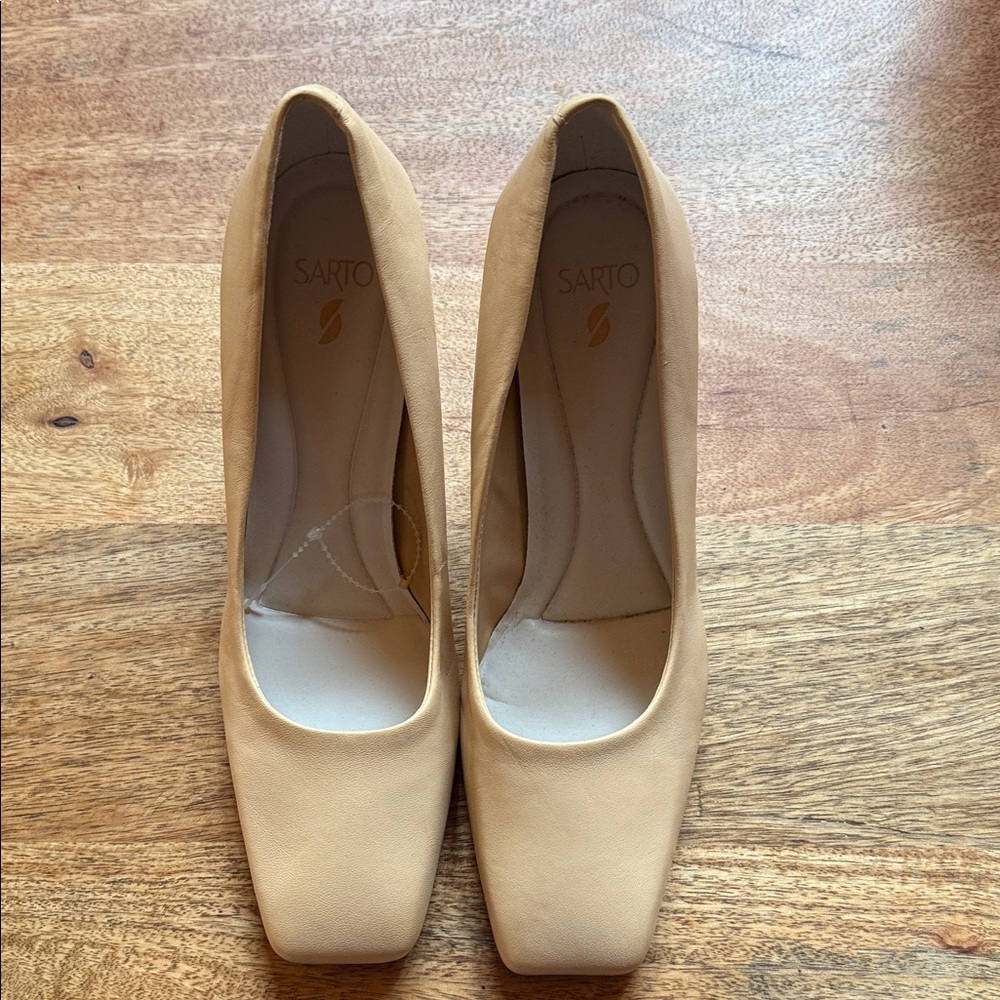 Sarto Square Toe Pumps Heels Leather NWOT